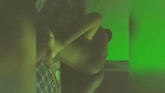 大鸡巴同性恋荡妇