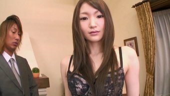 18+亚洲少女从性玩...