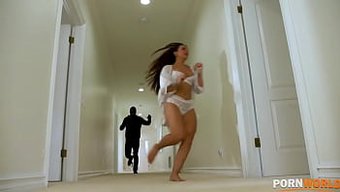 纹身美女april ...