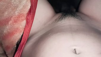 胸部丰满的人被嘴巴操了