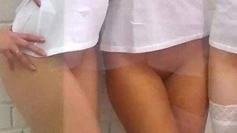 胸部丰满的金发女郎h...