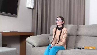 观看这位惊人的欧洲美...