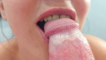妻子用鸡巴欺骗她的丈夫