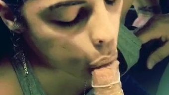 拉丁自制女孩的绝色美女