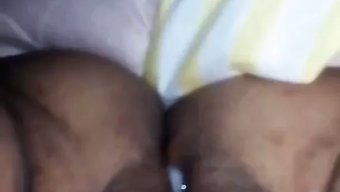 毛茸茸的成熟亚洲祖母...