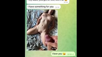 热妻在酒店房间里和陌...