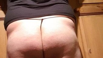 激烈的打屁股会话