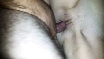 丈夫在妻子的亲密遭遇...