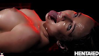 异形金发美女:胸部丰...