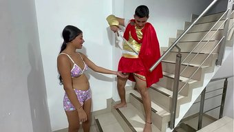 我的继兄帮我学习如何...