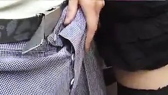 熟女家庭:一场热辣的三人行
