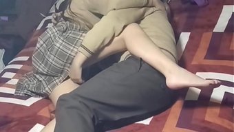 不是数学作业,而是阿...