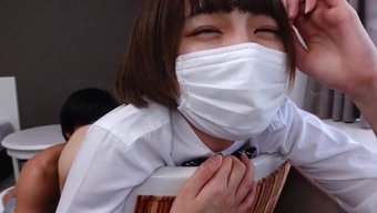 日本少女的毛茸茸的阴...