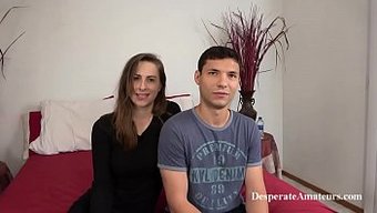 美妙的情侣在成人行业...