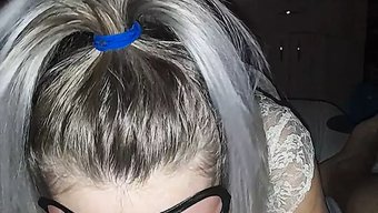 继兄妹激情的新年幽会
