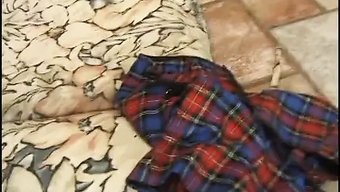 18+青少年在群交中...