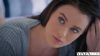 Lana Rhoad...