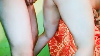 墨西哥熟女和她的顺从...