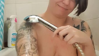 18岁的捷克少女享受...