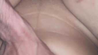 秘密拍摄的情侣在比萨...