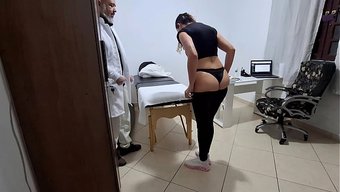 医生约好性感熟妇,检...