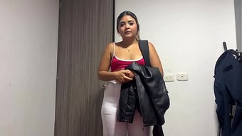 极品美女和继子激情乱...