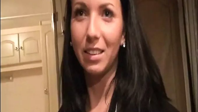 捷克少女barbora喜欢被操和被吃掉
