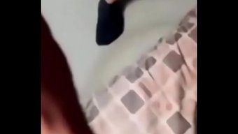 私密的亚洲小骚货被狠...