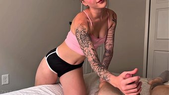 素人和可爱的继妹做爱...
