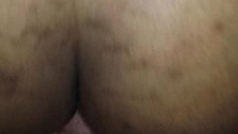 大美腿非洲女孩被pov操
