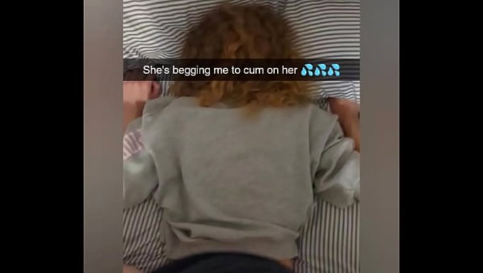她在snapchat上把男友的鸡巴寄给了一个陌生人,以偿还债务