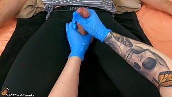 在护士手上射精:医学幻想
