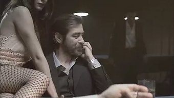 在消失的海洋中粗暴的...