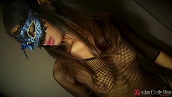 小奶泰国少女被调皮了