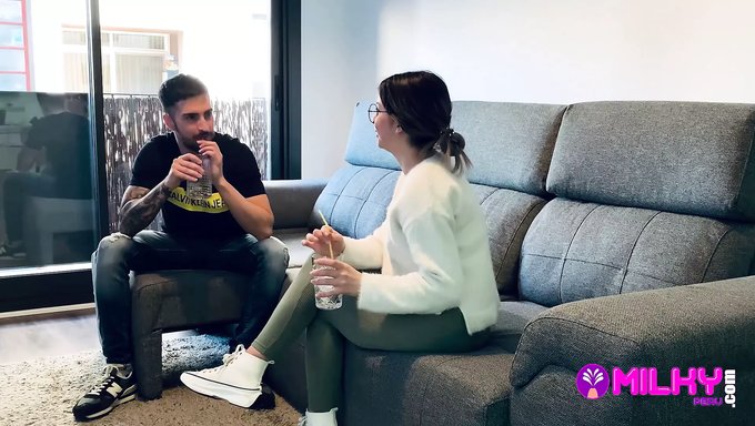 西班牙tinder用户分享他成功的调情技巧