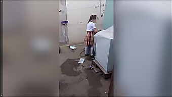 我可爱的大学女孩继妹...